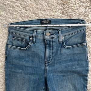 NYDJ High Rise Light Blue Jeans size 0/25(fits like a 2/26)